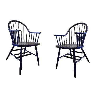 UNA (1) Silla estilo Claud Bunyard en madera de cedro blanco laqueada color azul