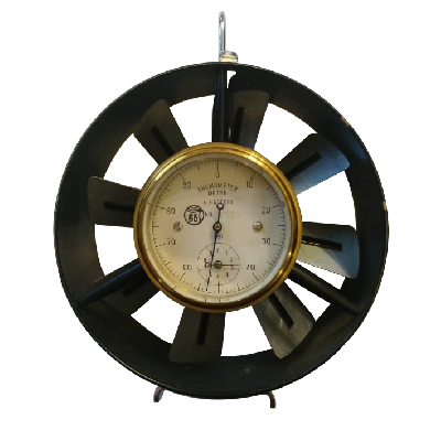 K. Hattori & Co. Anemómetro portátil en latón y metal negro