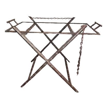 Charola de servicio con base en latón a manera de bambú