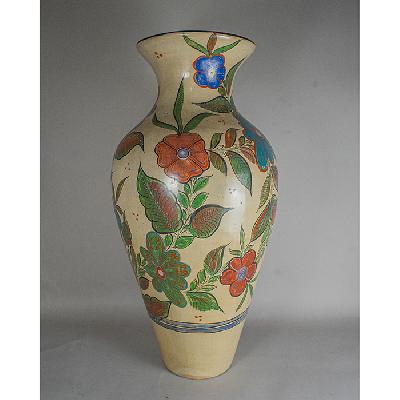 Jarrón de Tonalá en cerámica con decoración floral