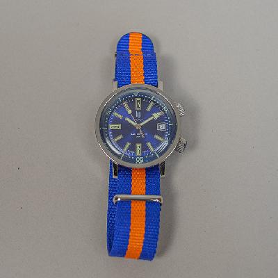 Fred Lip para LIP. Reloj Nautic-Ski Blue en acero con correa de nylon bicolor