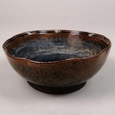 Tazón en cerámica de alta temperatura café con sobretonos azules
