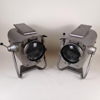 Par de lámparas de proyección estilo Industrial en lámina de acero