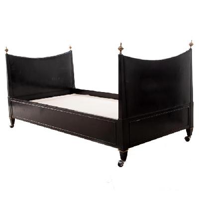 Arturo Pani. Cama del Arq. Mario Pani Darqui en madera de caoba laqueada color negro